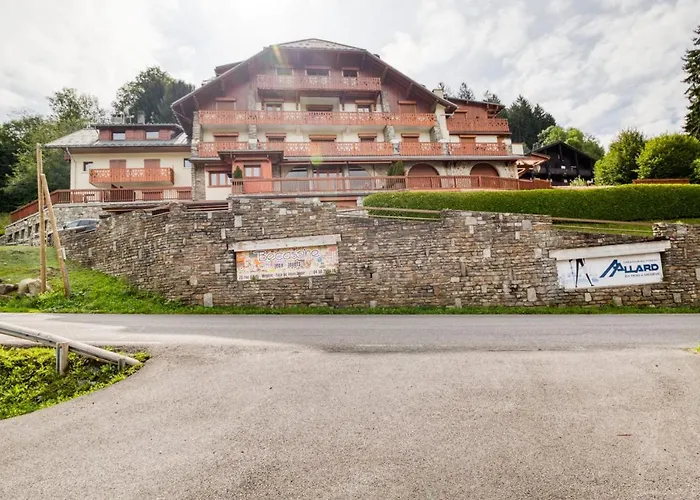 Warm Apartment Nestled In The Heart Of Megeve